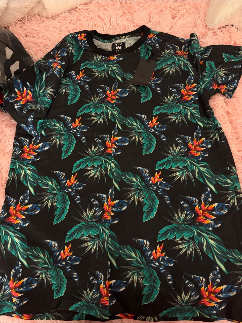 Wyze Black Tropical Print Button-Down Shirt with Green Leaves and Orange Accents